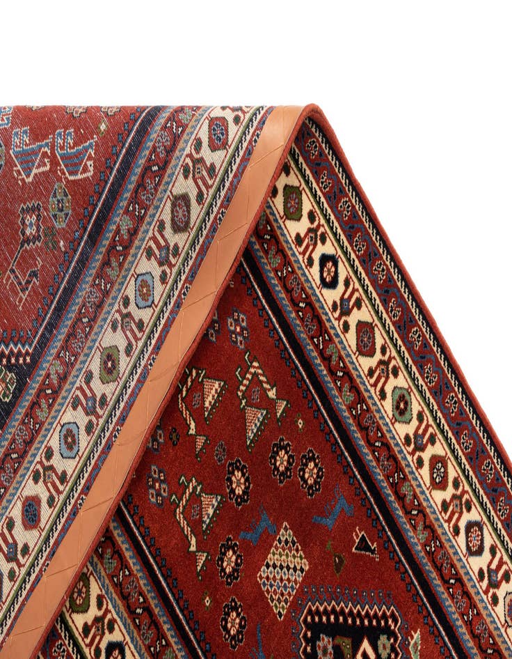 Detail image of 2' 4 x 9' 9 Jalameh Wool Runner Rug