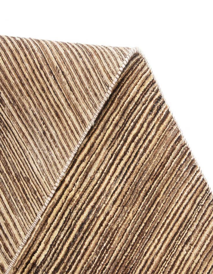 Detail image of 2' 6 x 10' Juma Wool Runner Rug