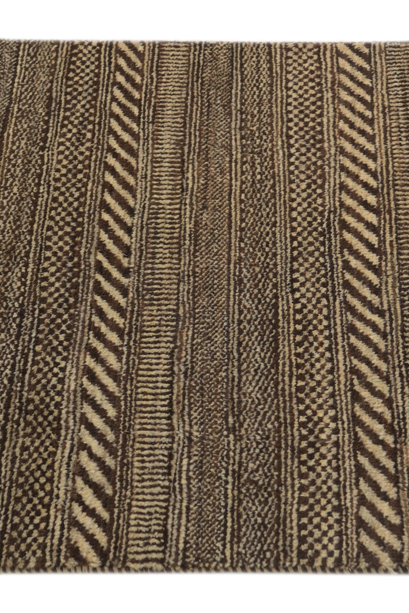 2' 4 x 4' 7 Hand Knotted Kashkuli Gabbeh Oriental Wool Runner Rug