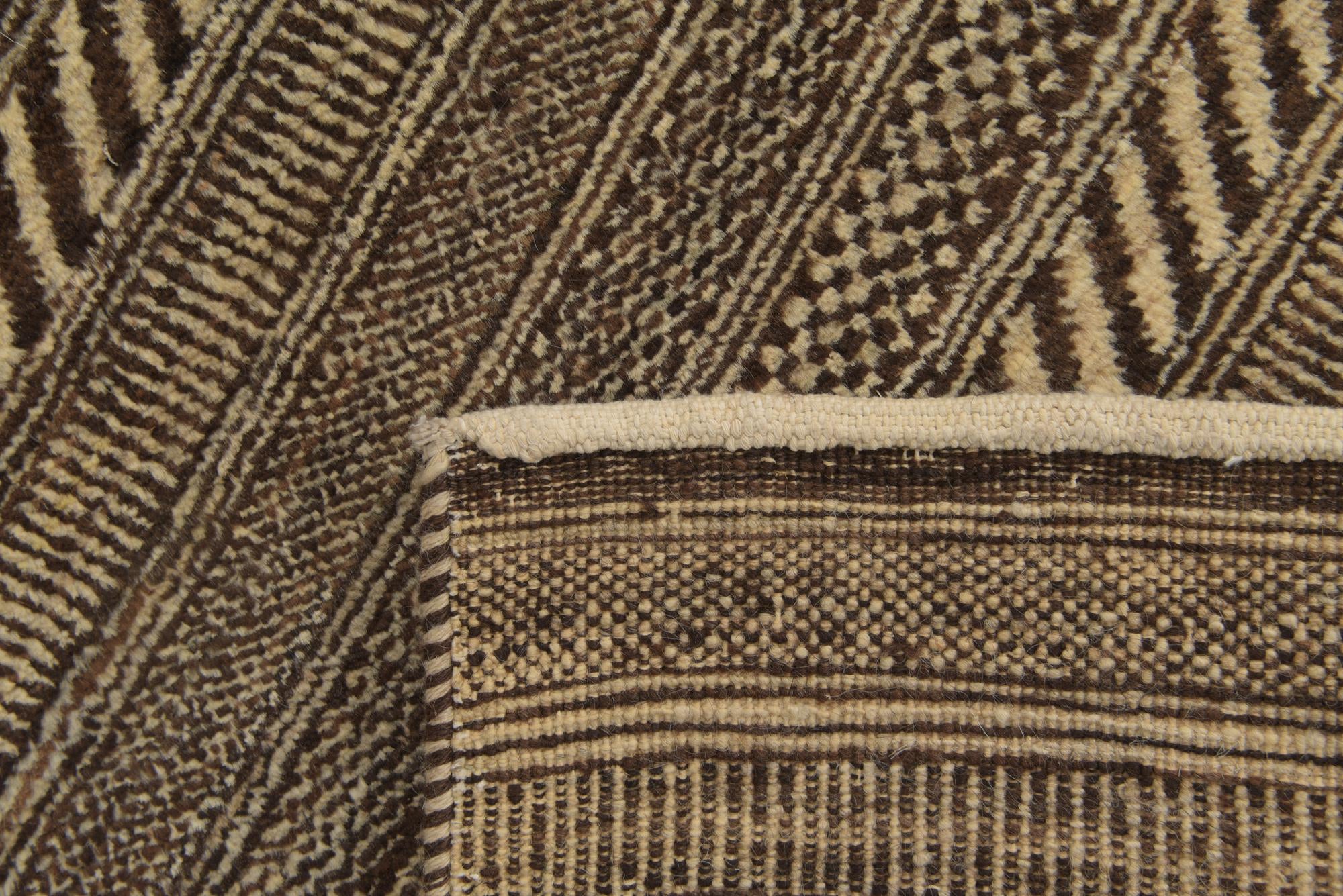 2' 4 x 4' 7 Hand Knotted Kashkuli Gabbeh Oriental Wool Runner Rug