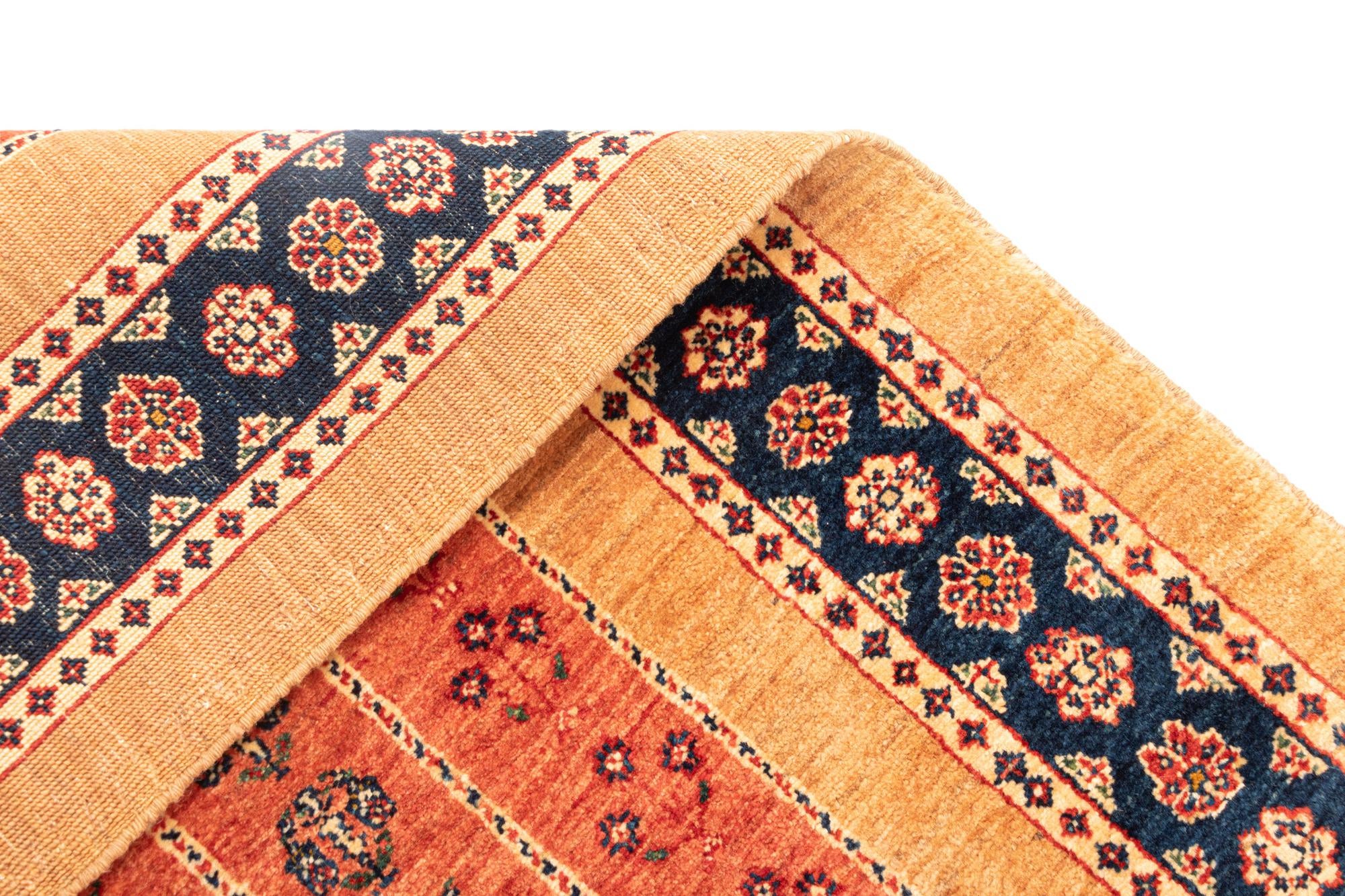 2' 9 x 6' 9 Kashkuli Wool Runner Rug