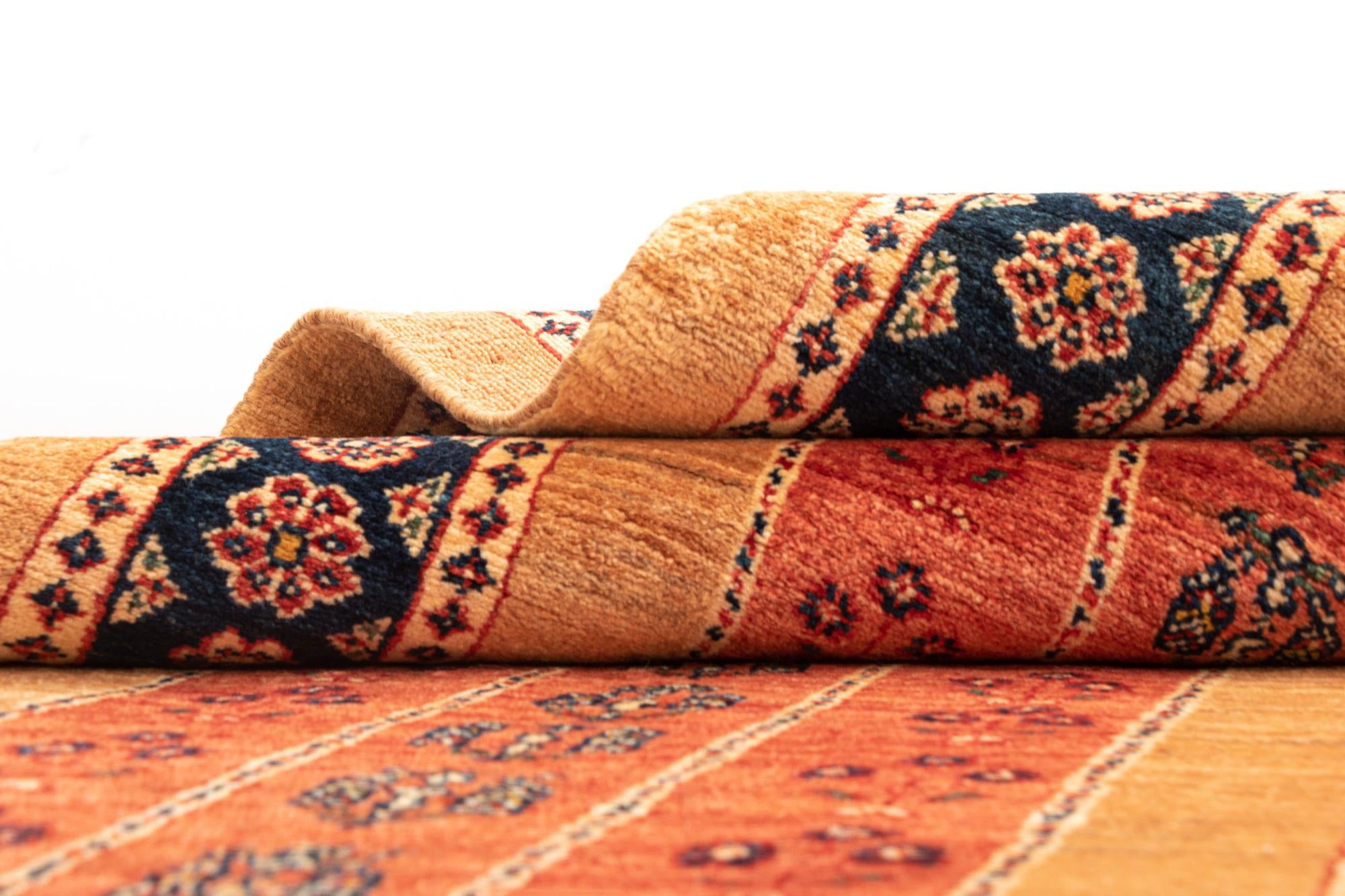 2' 9 x 6' 9 Kashkuli Wool Runner Rug