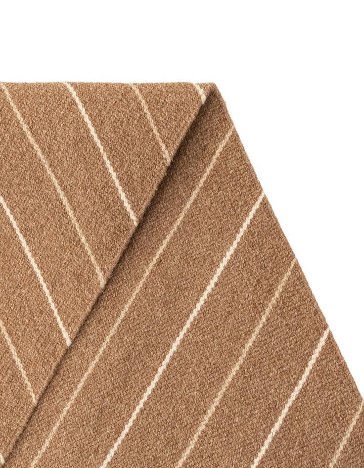 Detail image of 2' 4 x 4' 6 Hand Woven Kilim Dhurrie Wool Runner Rug