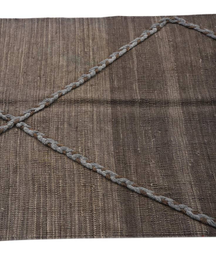 Detail image of 2' 6 x 8'  Hand Woven Kilim Modern Wool Runner Rug