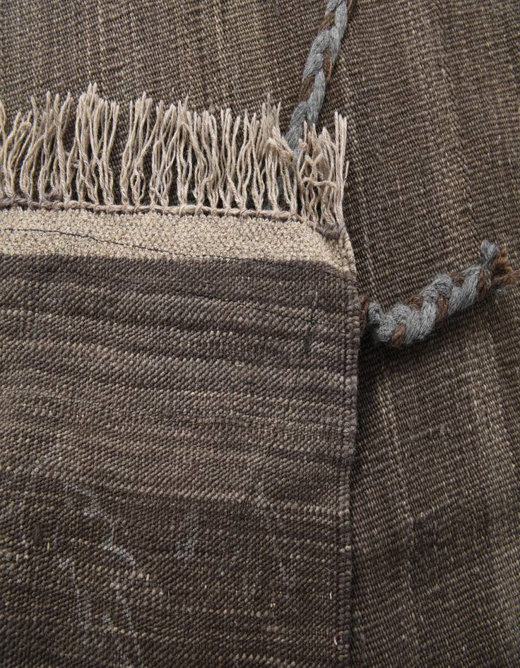 Detail image of 2' 6 x 8'  Hand Woven Kilim Modern Wool Runner Rug