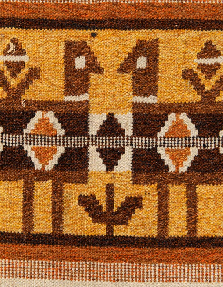 Detail image of 1' 11 x 3' 10  Hand Woven Kilim Wool Runner Rug