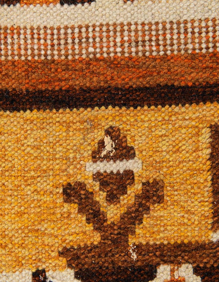 Detail image of 1' 11 x 3' 10  Hand Woven Kilim Wool Runner Rug