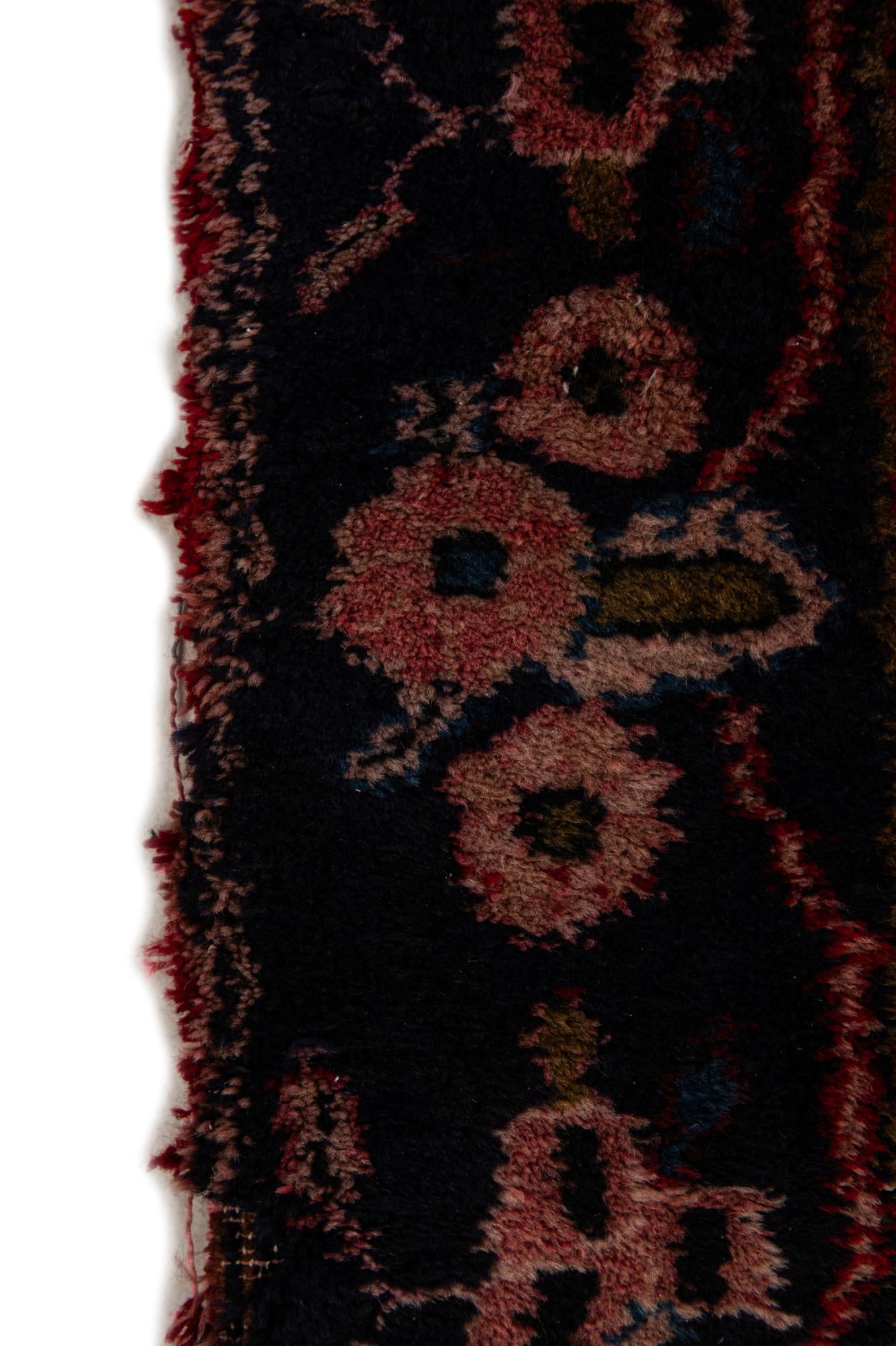 4' 7 x 9' 5 Hand Knotted Koliaei Persian Wool Runner Rug