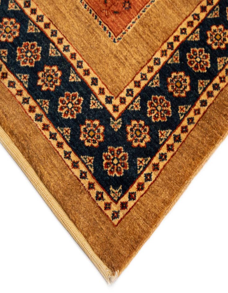 Detail image of 2' 8 x 6' 10 Luribaft Wool Runner Rug