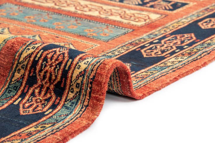 Detail image of 2' 9 x 6' 11 Luribaft Wool Runner Rug