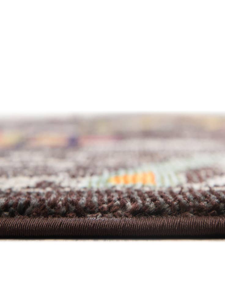 Detail image of 2' 7 x 10' Washable Mesa Runner Rug