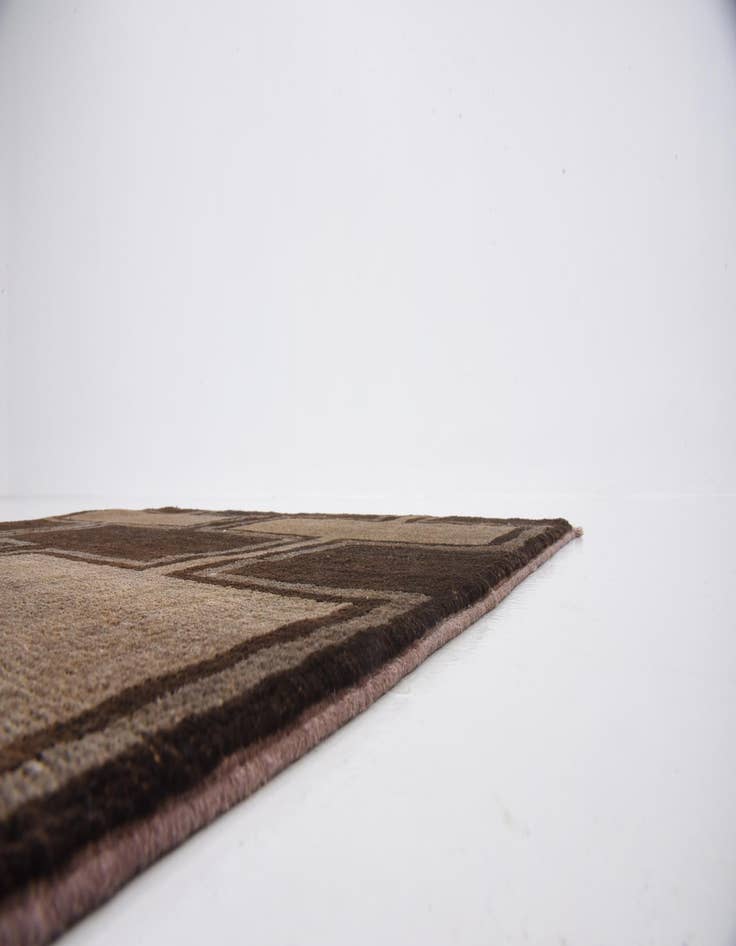 Detail image of 2' 8 x 10'  Hand Knotted Modern Ziegler Runner Rug