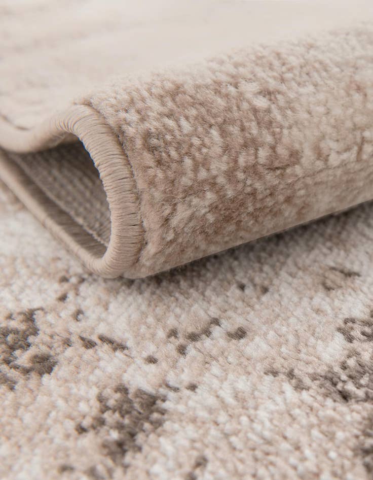 Detail image of 3' 3 x 19' 8 Monte Carlo Runner Rug