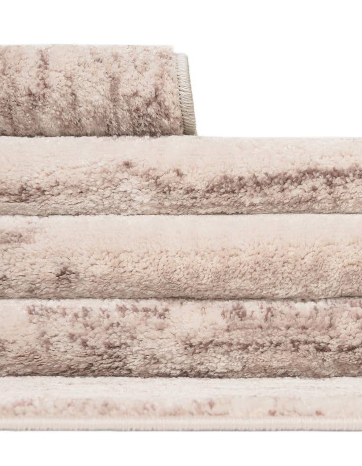 Detail image of 2' x 12' Oasis Runner Rug