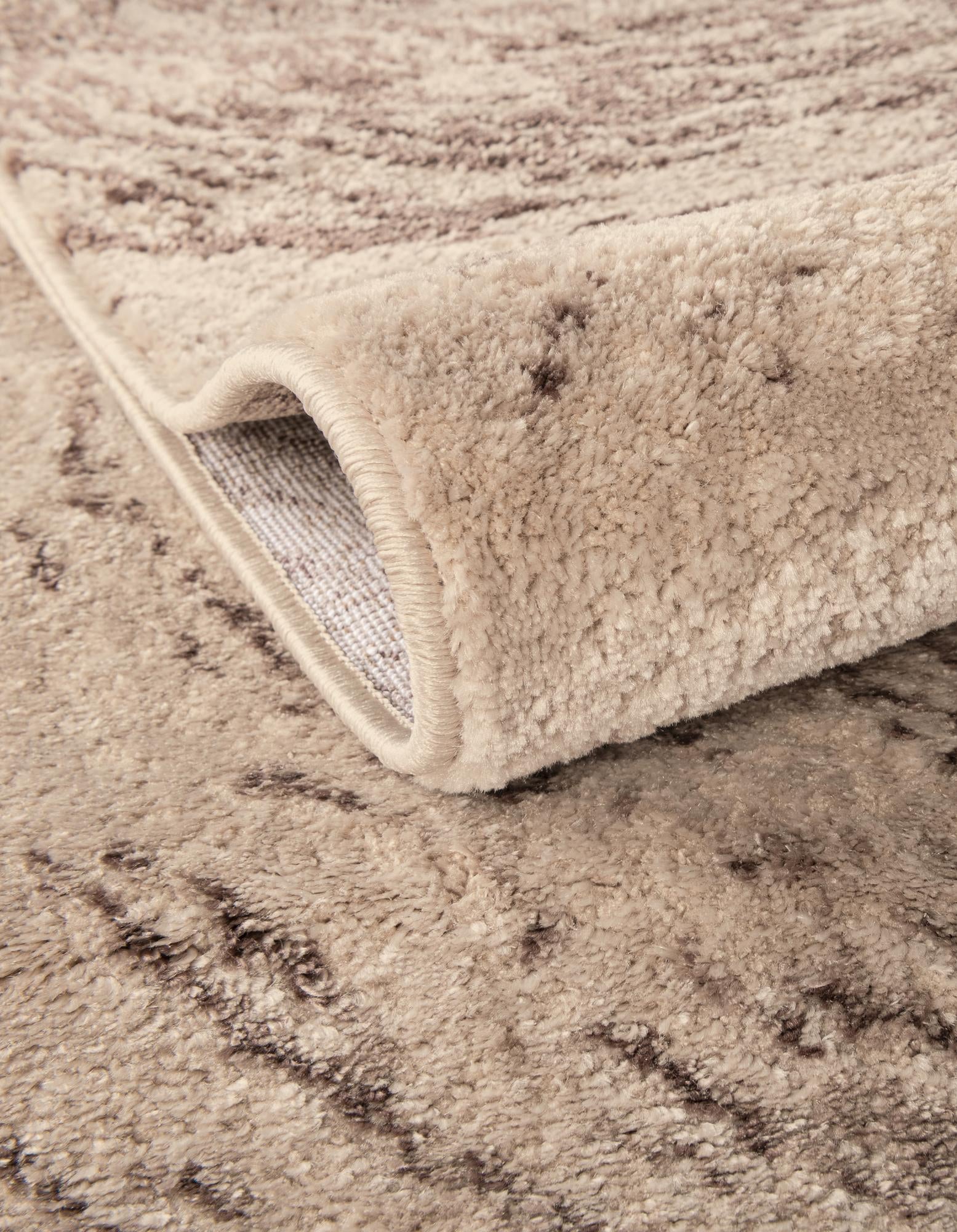 2' x 12' Oasis Runner Rug