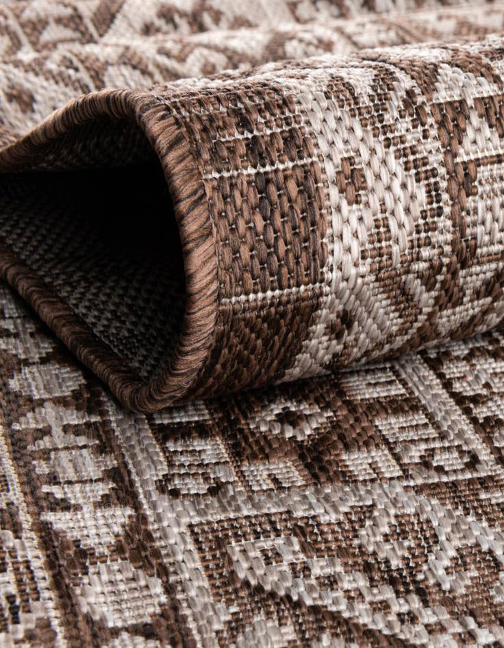 Detail image of 2' x 6' Easy-Clean Aztec Indoor / Outdoor Runner Rug