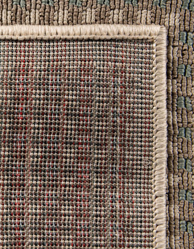 Detail image of 2' 7 x 10' Easy-Clean Border Indoor / Outdoor Runner Rug