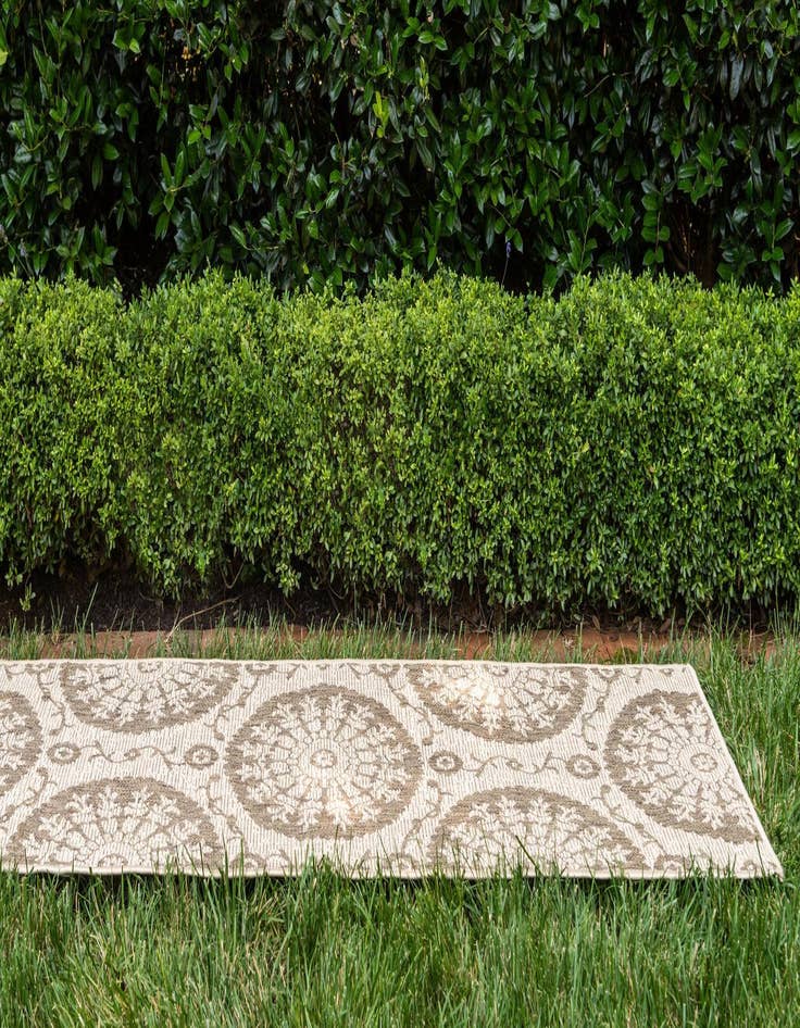 Detail image of 2' 2 x 6'  Washable Botanical Indoor / Outdoor Runner Rug