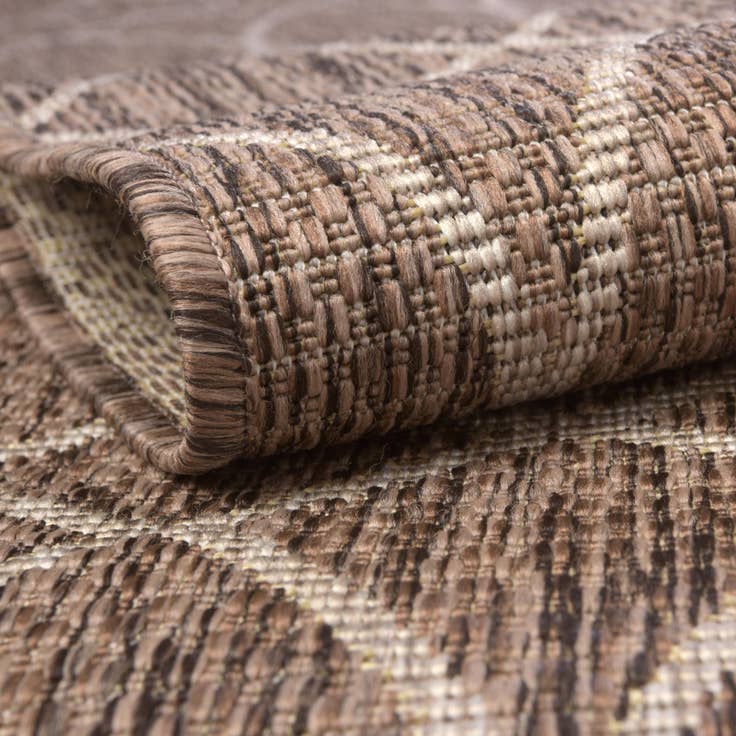 Detail image of 2' 7 x 10' Easy-Clean Lattice Indoor / Outdoor Runner Rug