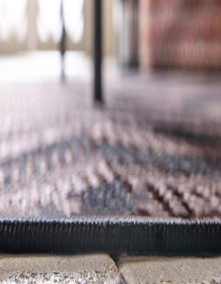 Detail image of 2' 2 x 6'  Washable Modern Indoor / Outdoor Runner Rug