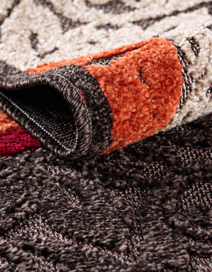 Detail image of 2' x 8'  Washable Modern Indoor / Outdoor Runner Rug