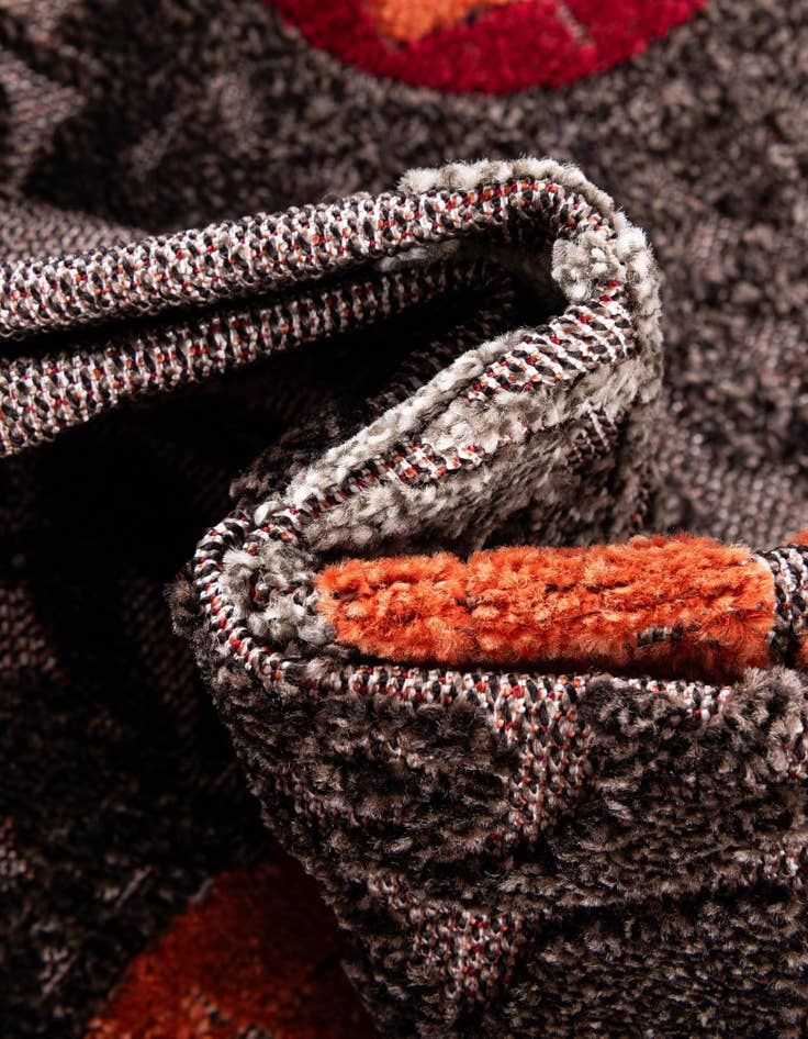 Detail image of 2' x 8'  Washable Modern Indoor / Outdoor Runner Rug