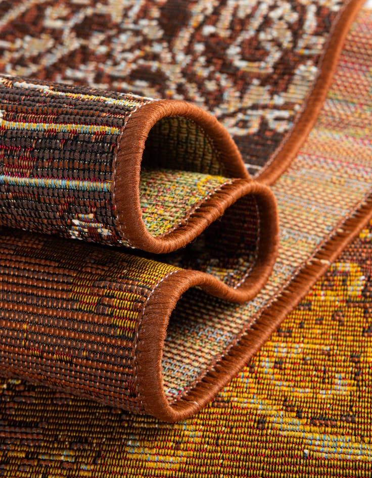 Detail image of 2' x 6'  Washable Modern Indoor / Outdoor Runner Rug