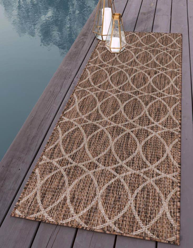 Detail image of 2' x 6'  Washable Trellis Indoor / Outdoor Runner Rug