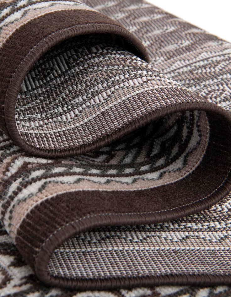 Detail image of 2' 9 x 9' 10 SoHo Runner Rug