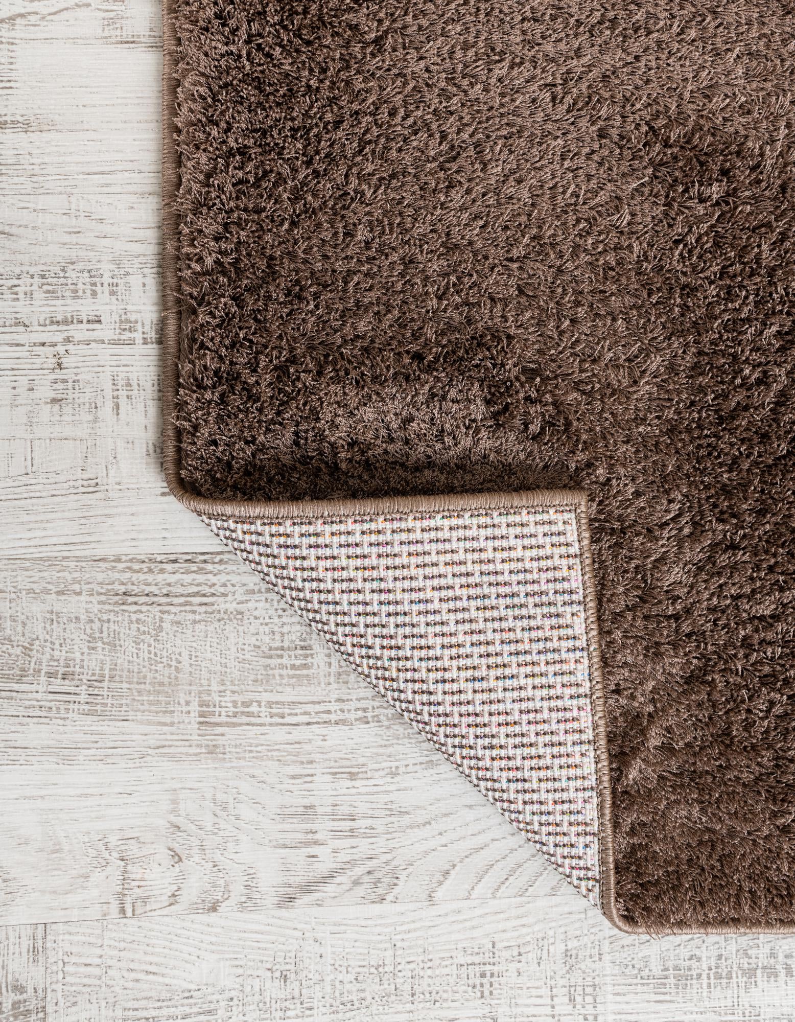 2' 7 x 10' Studio Solid Shag Runner Rug