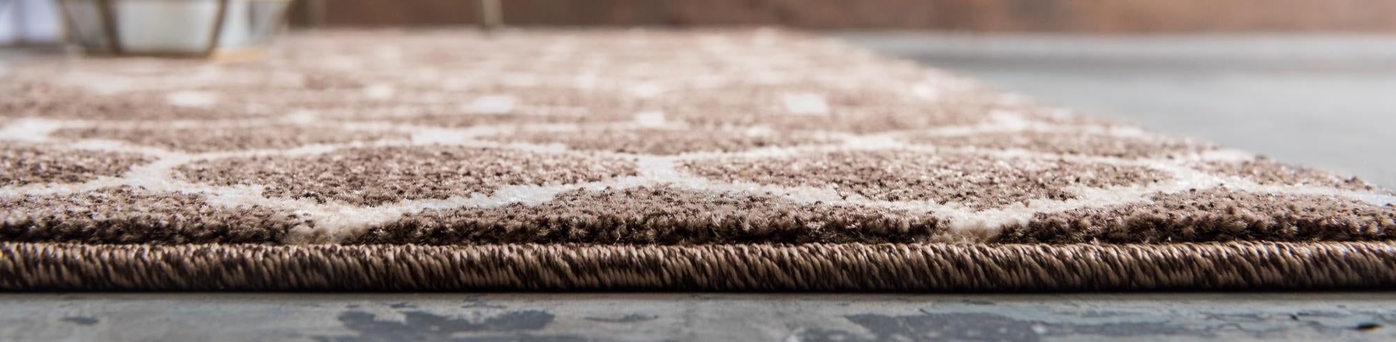 Brown 2' 7 x 8' Trellis Runner Rug eSaleRugs