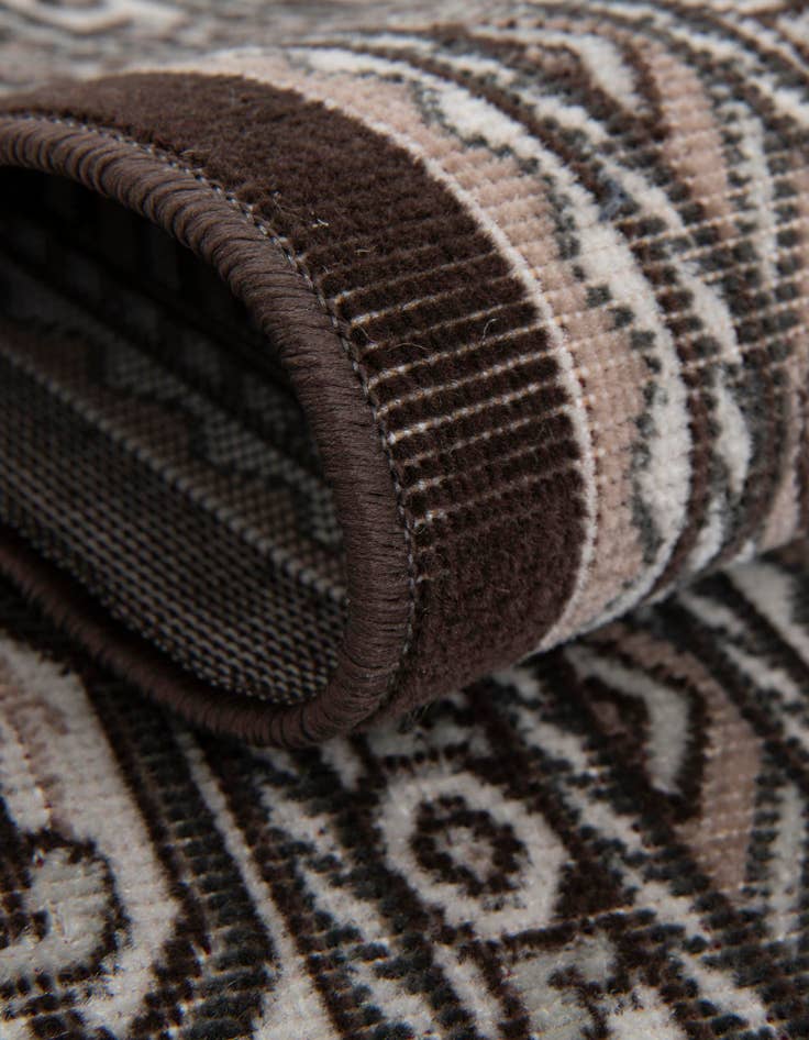 Detail image of 2' 9 x 9' 10 Tribeca Runner Rug