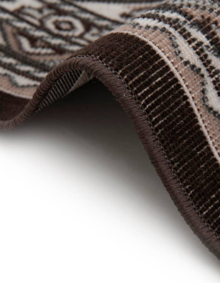 Detail image of 2' 9 x 9' 10 Tribeca Runner Rug