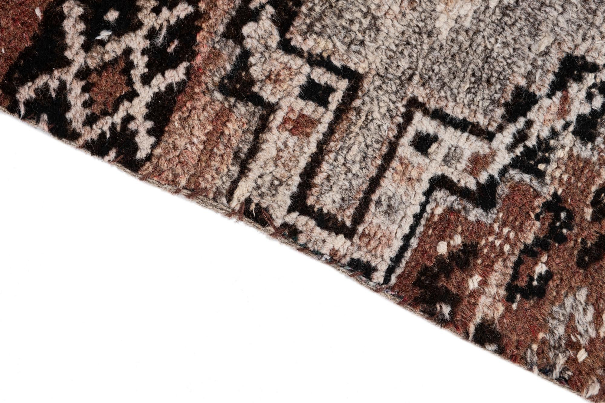 2' 10 x 6' 8 Hand Knotted Ultra Vintage Persian Wool Runner Rug