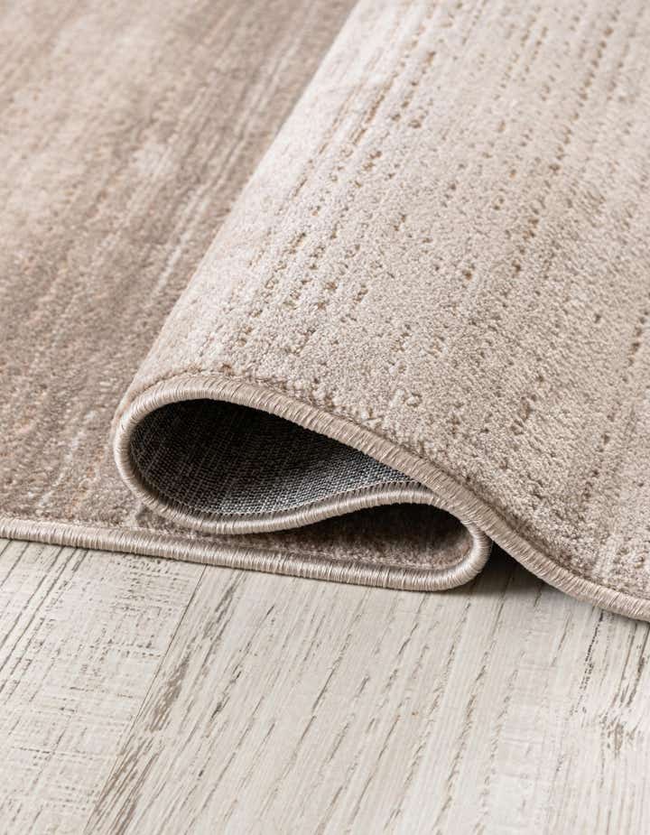 Jill Zarin 2' 7 x 12' Uptown Runner Rug