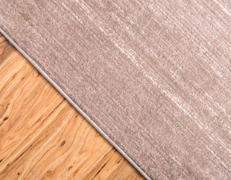 Detail image of Jill Zarin 2' 7 x 12' Uptown Runner Rug