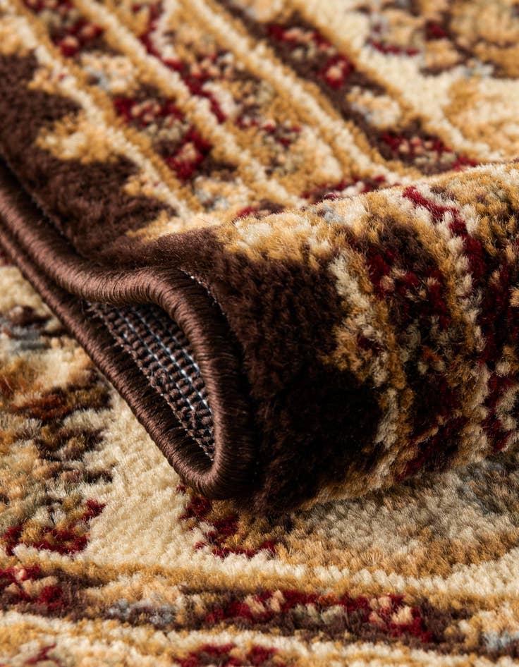 Detail image of 10' x 10' Classic Agra Square Rug