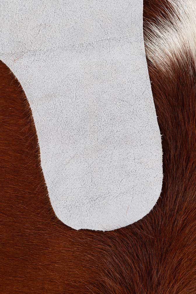 5' 5 x 5' 5 Cowhide Leather Square Rug