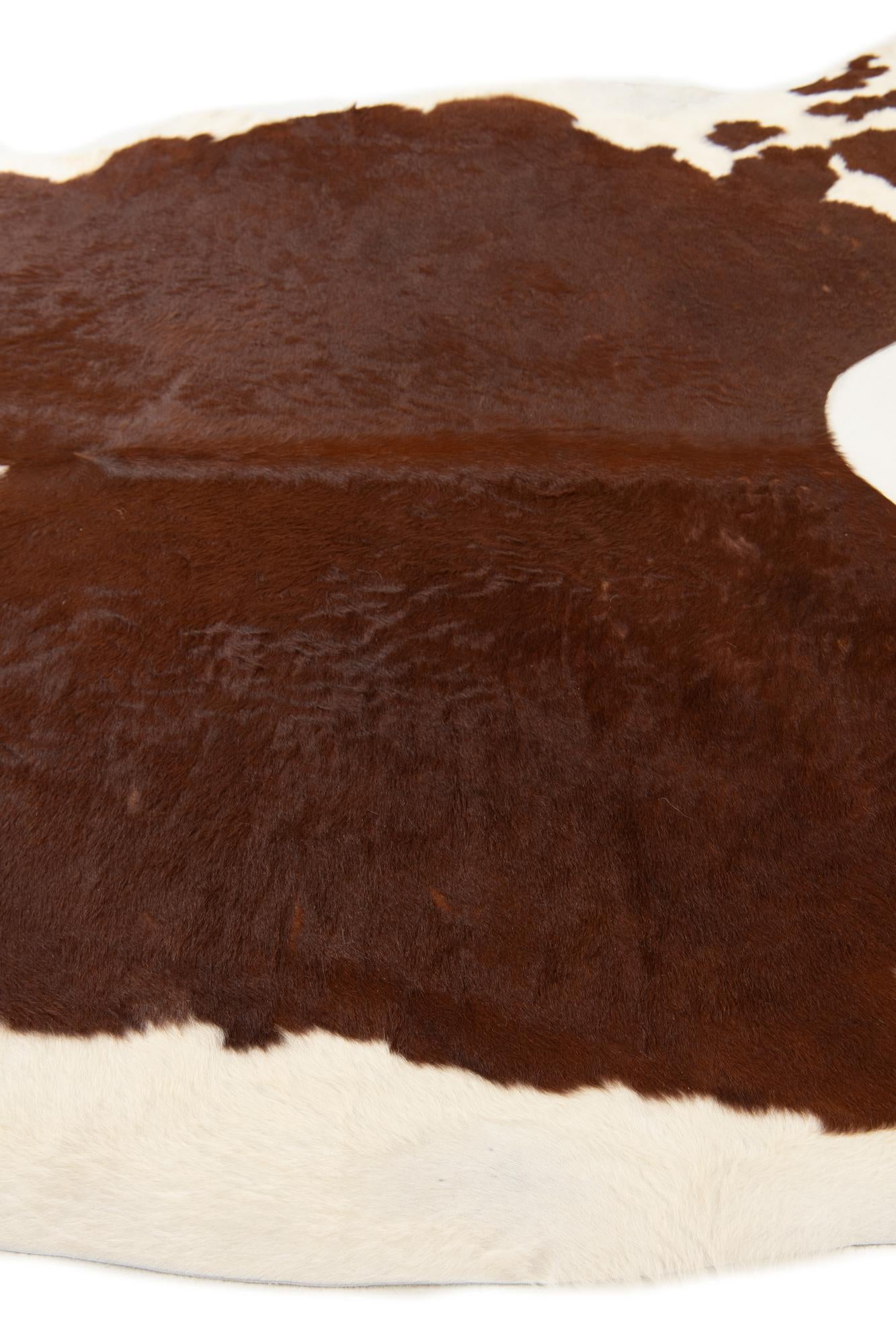 7' 1 x 7' 4 Cowhide Leather Square Rug