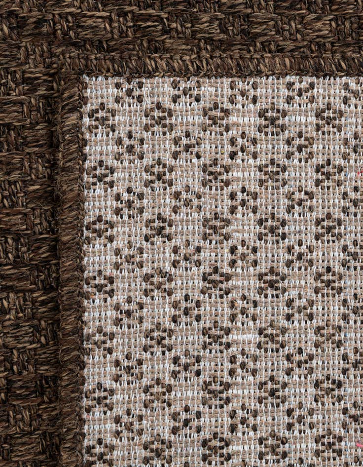 Detail image of 7' 10 x 7' 10 Dunes Square Rug