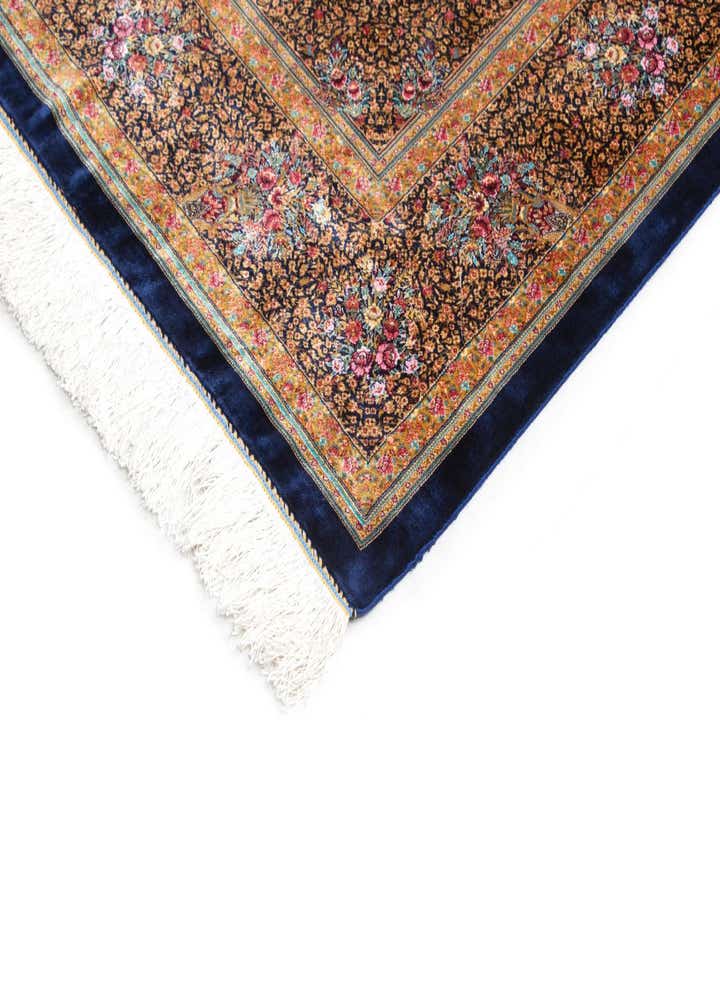 6' 7 x 6' 7 Ghom Design Square Rug