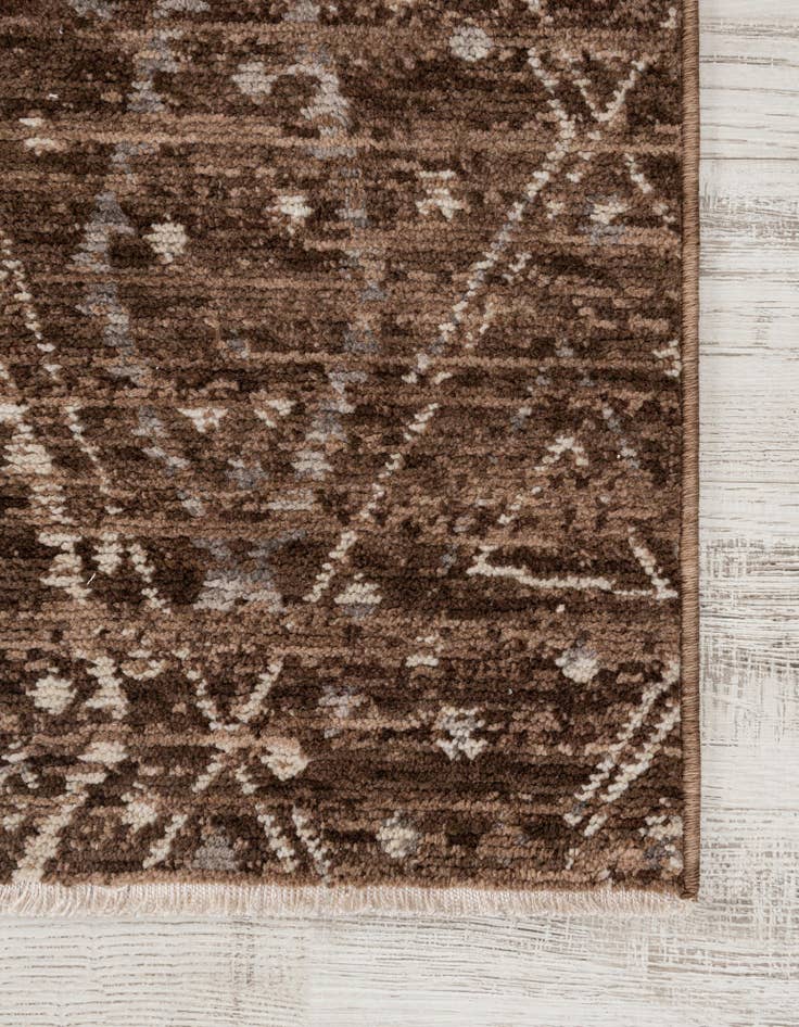 Detail image of 5' x 5' Grand Tradition Square Rug