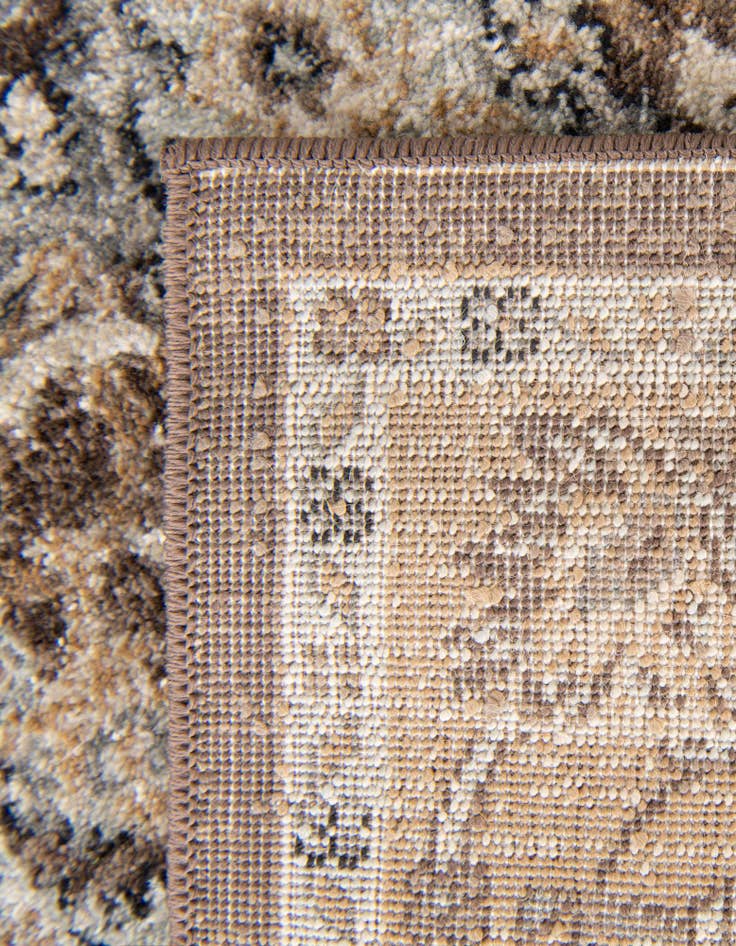 Detail image of 8' 4 x 8' 4 Heritage Square Rug