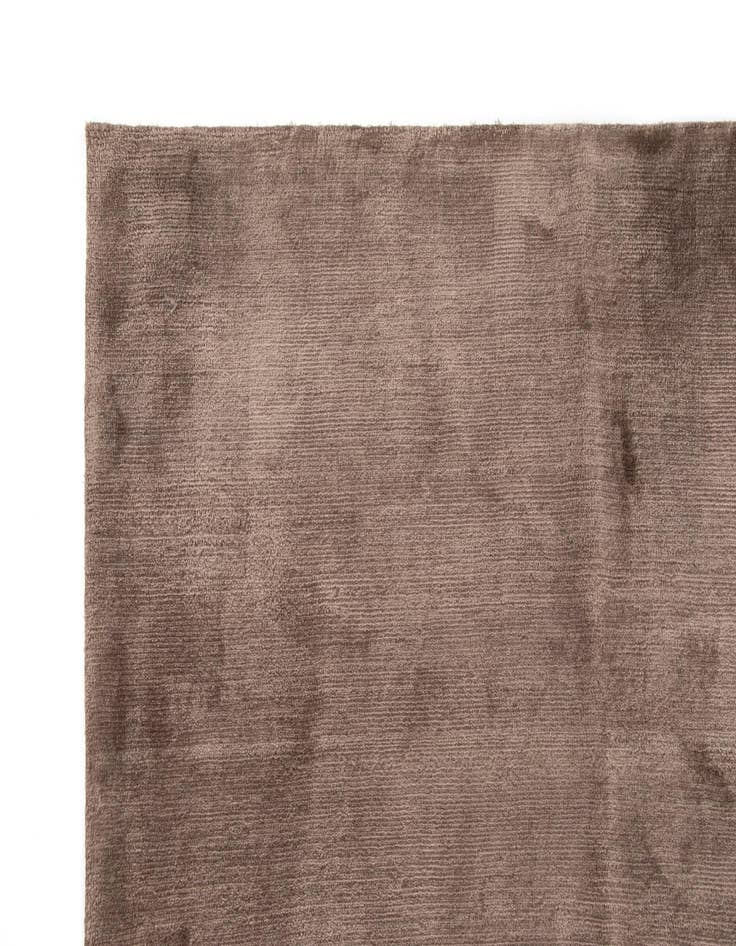 Detail image of 7' 9 x 8' 10 Himalaya Silk Square Rug