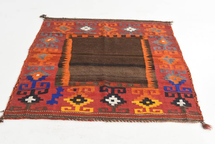 Detail image of 4' 6 x 4' 9 Hand Knotted Kilim Fars Persian Wool Square Rug
