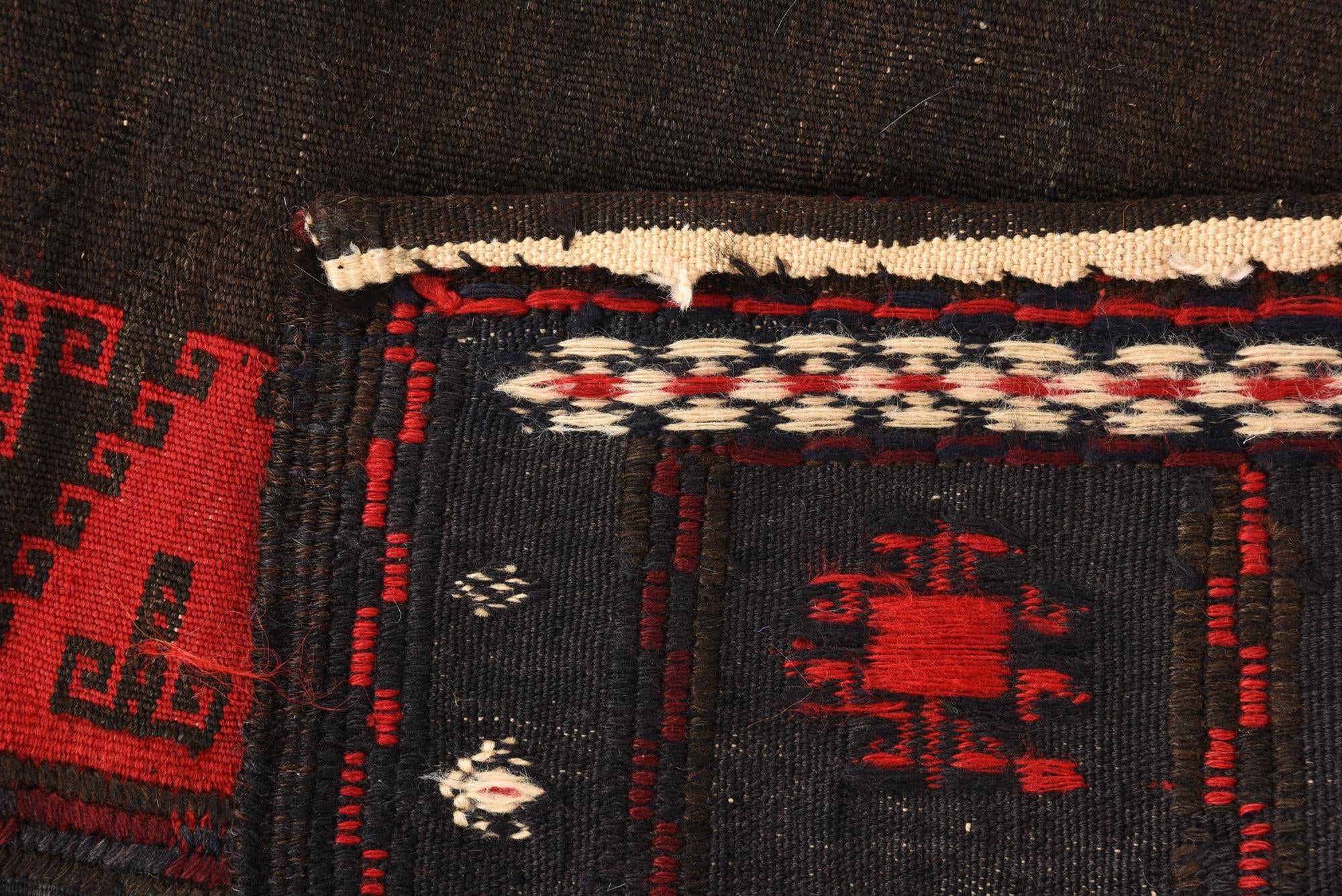 4' x 4' Hand Woven Kilim Fars Wool Square Rug