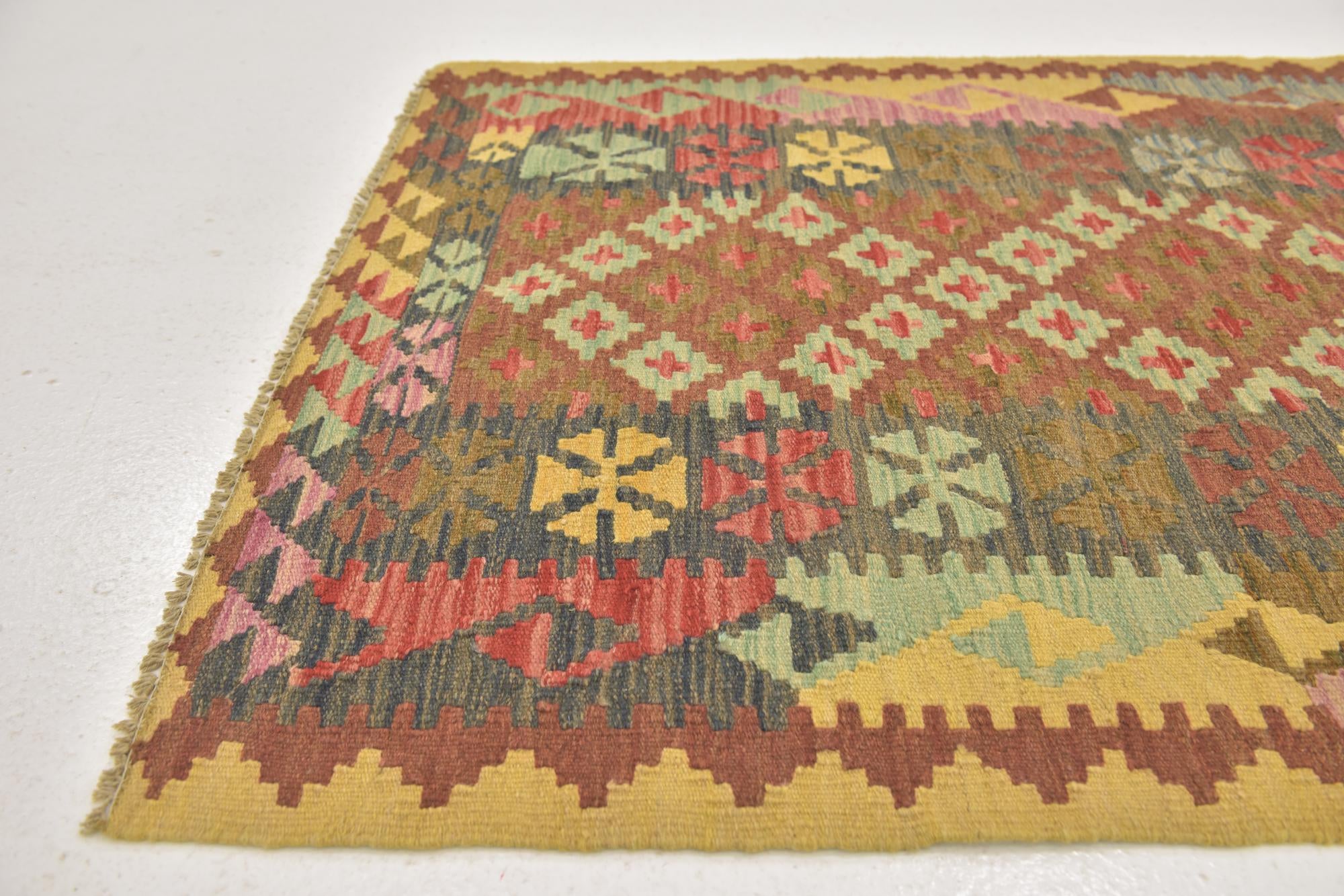 3' 2 x 3' 9 Hand Woven Kilim Maymana Wool Square Rug