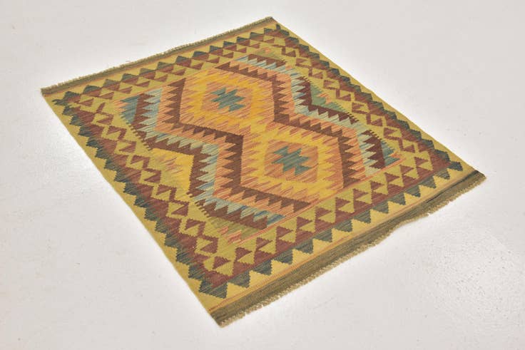 Detail image of 3' 2 x 3' 7 Hand Woven Kilim Maymana Wool Square Rug