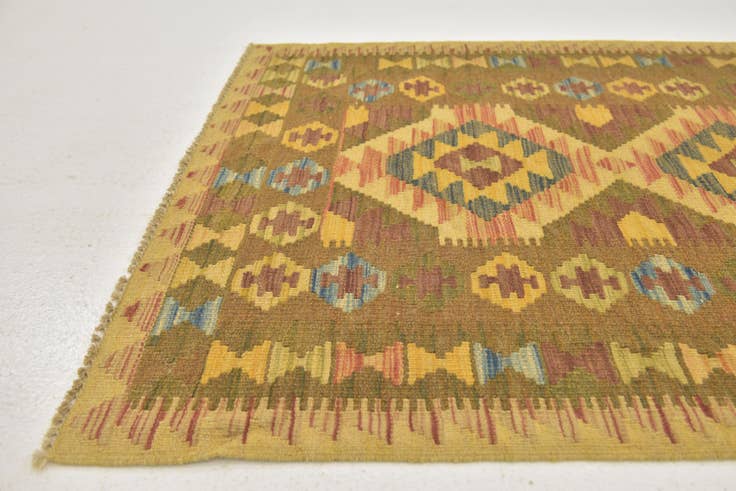Detail image of 3' x 3' 10 Hand Woven Kilim Maymana Wool Square Rug
