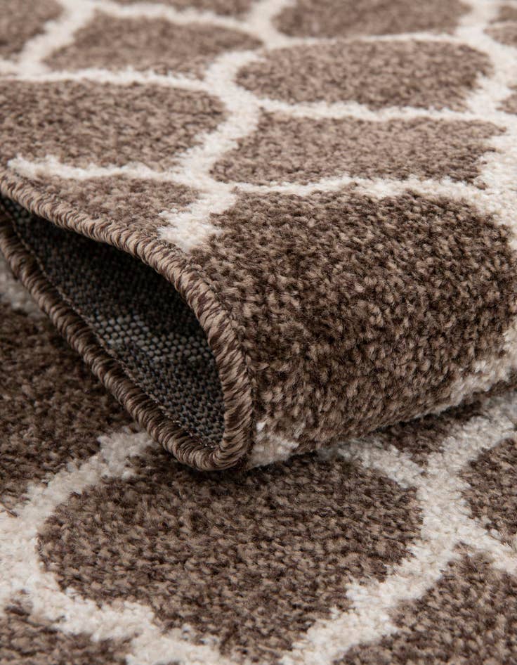 Detail image of 10' x 10' Lattice Square Rug